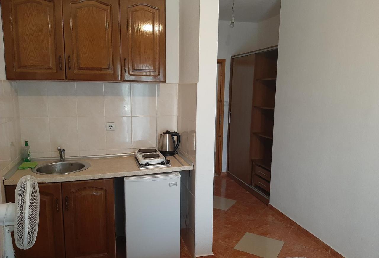 Apartments Nurkovic Dobra Voda Phòng bức ảnh