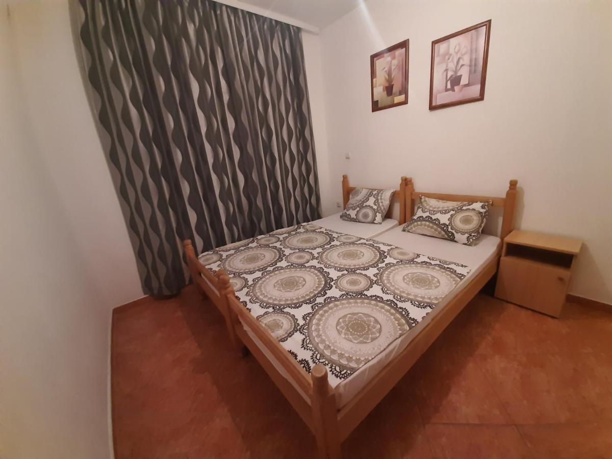 Apartments Nurkovic Dobra Voda Phòng bức ảnh