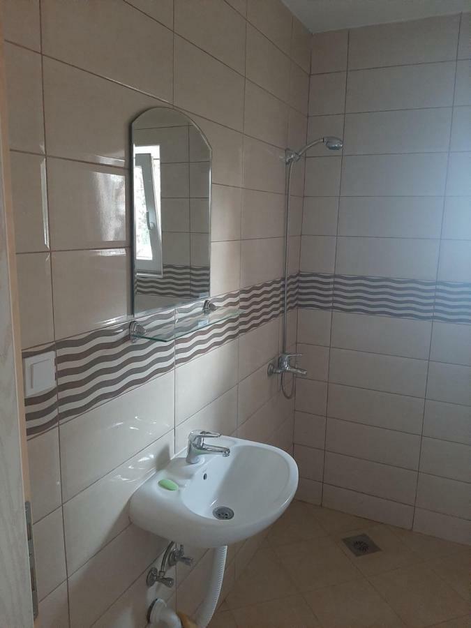 Apartments Nurkovic Dobra Voda Ngoại thất bức ảnh